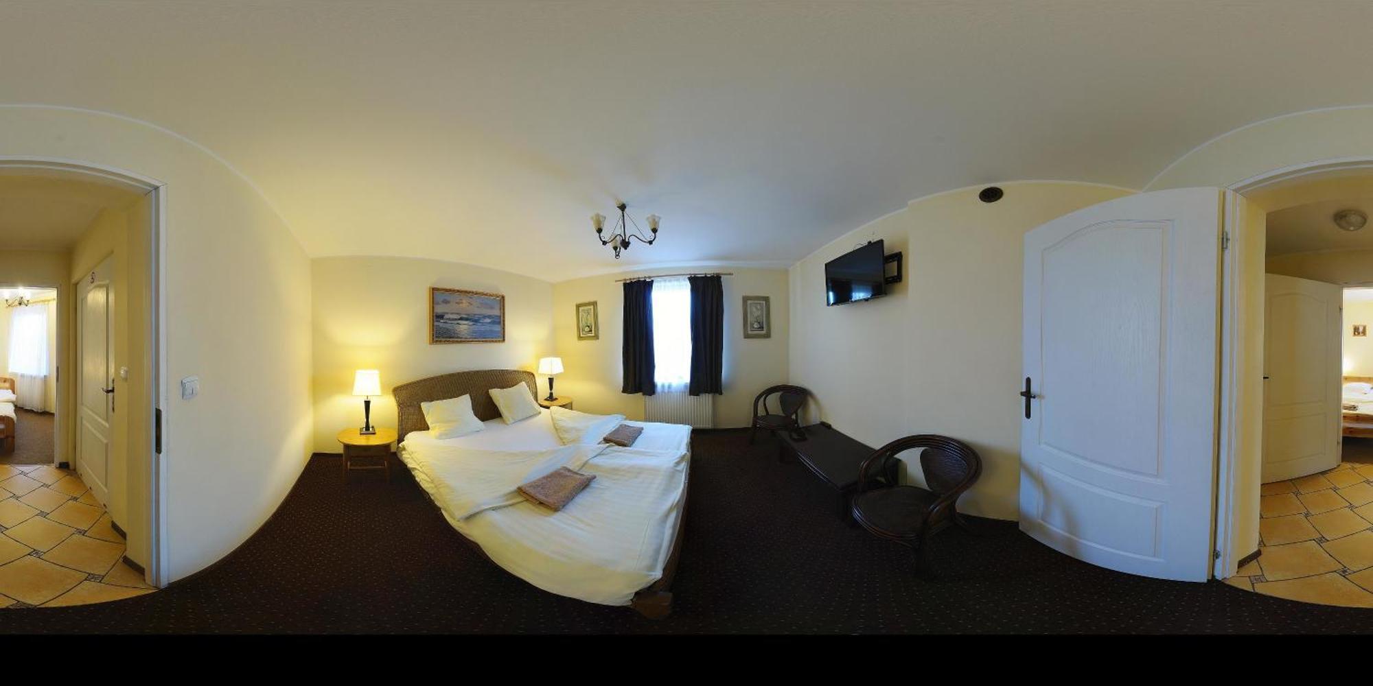 Hotel Stawisko Klaudyn エクステリア 写真