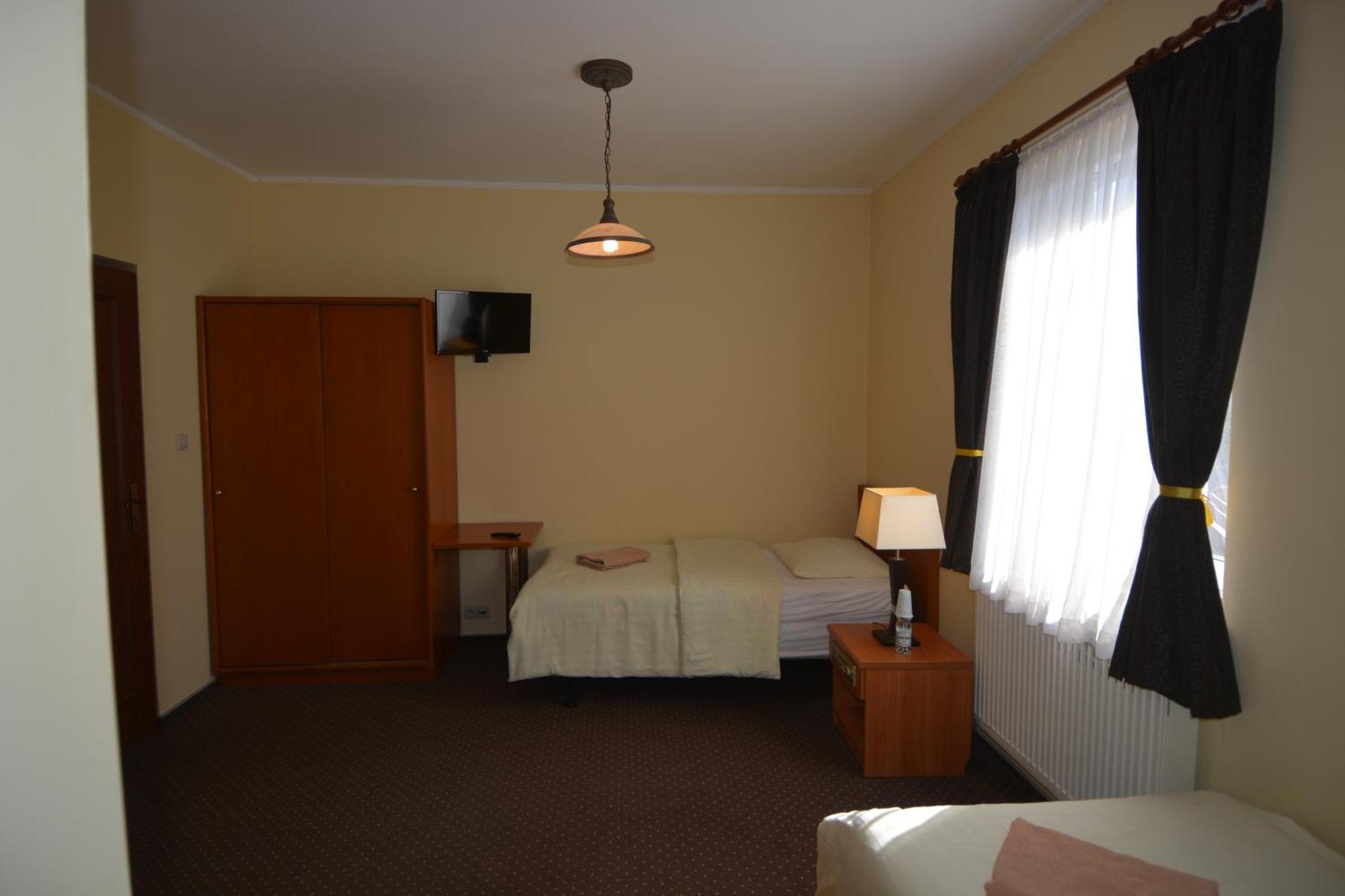 Hotel Stawisko Klaudyn 部屋 写真
