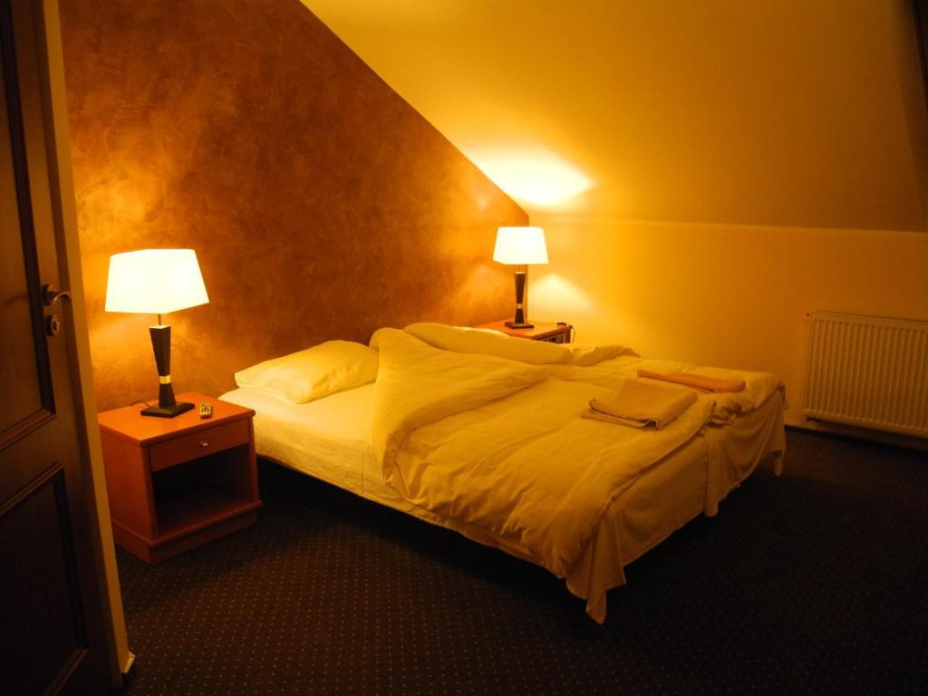 Hotel Stawisko Klaudyn エクステリア 写真