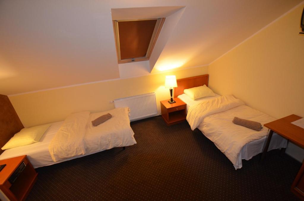 Hotel Stawisko Klaudyn エクステリア 写真